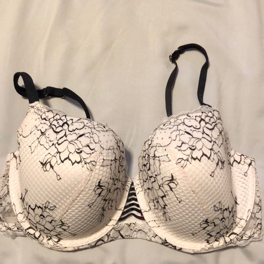 LA SENZA - EUC So Free Bra (38DD)